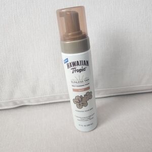 Hawaiian Tropic Sunless Tan Self-Tanning Foam, Dark, 6.7 FL OZ